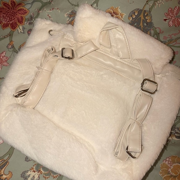 Hello Kitty Cream Plush Backpack with Pink Accents - Picture 4 of 4